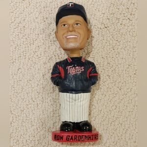 RON GARDENHIRE Minnesota Twins Bobblehead with Cap